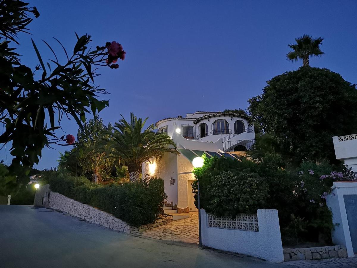 La Madrugada - Luxury Moraira Villa With Sea Views And Private Heated Pool Экстерьер фото