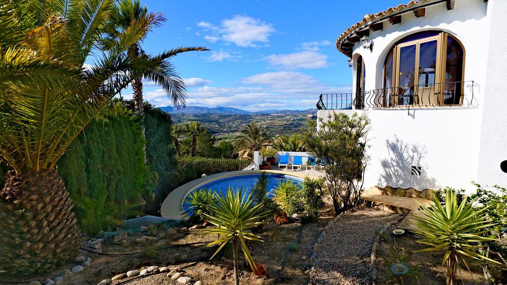 La Madrugada - Luxury Moraira Villa With Sea Views And Private Heated Pool Экстерьер фото